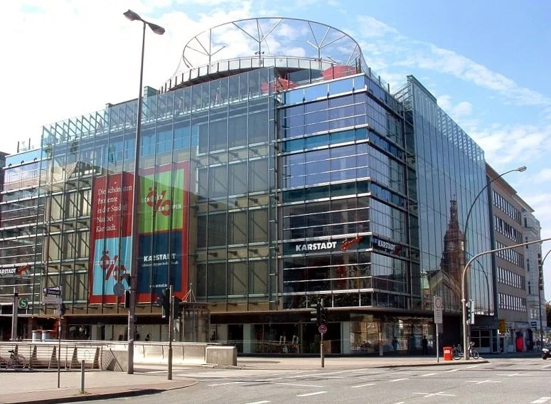 Karstadt Sport Hamburg – Vacancy & Retail